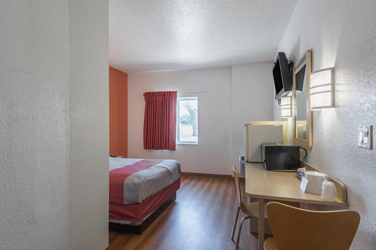 Motel 6-Junction City, Ks ภายนอก รูปภาพ