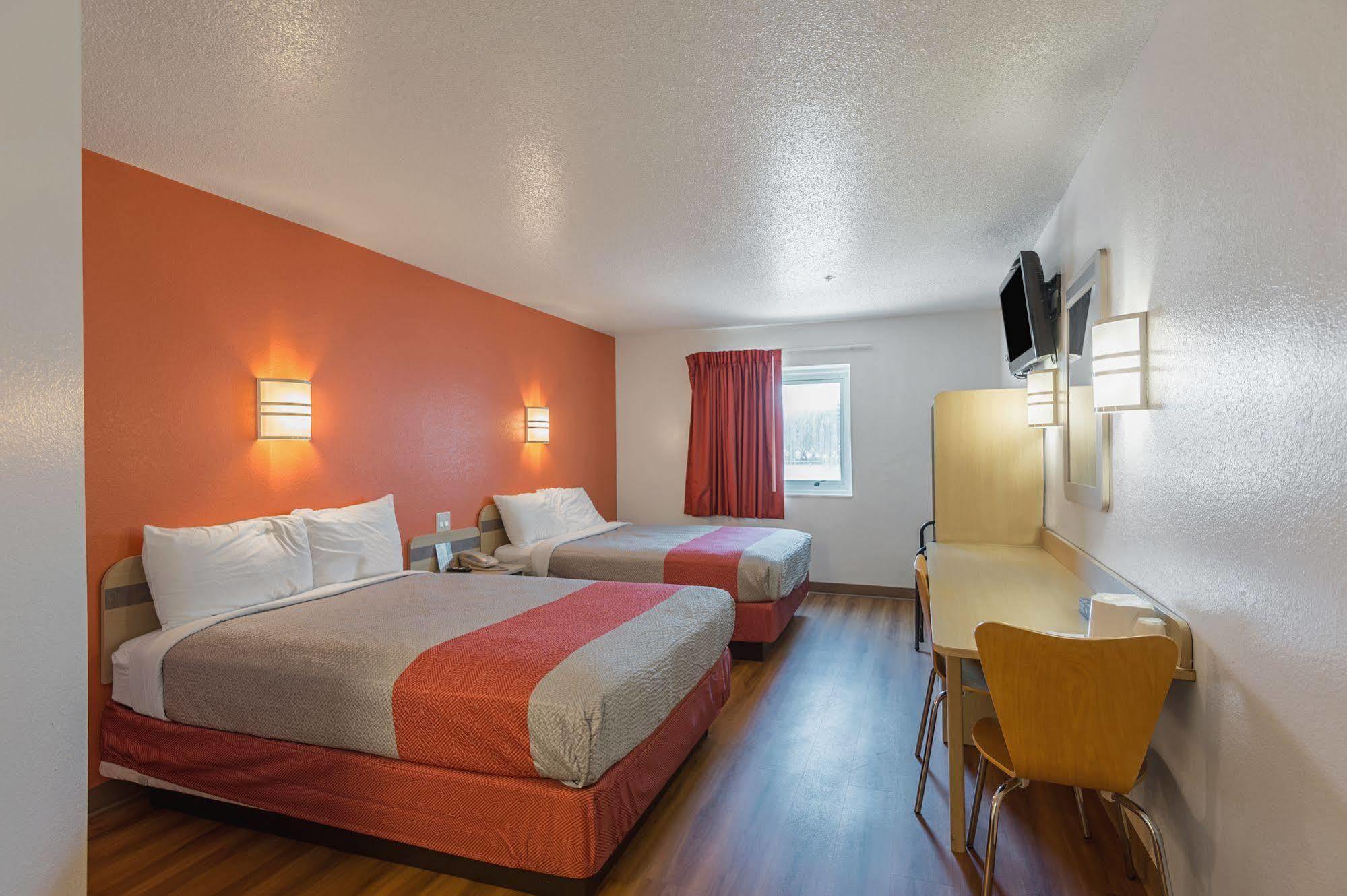 Motel 6-Junction City, Ks ภายนอก รูปภาพ