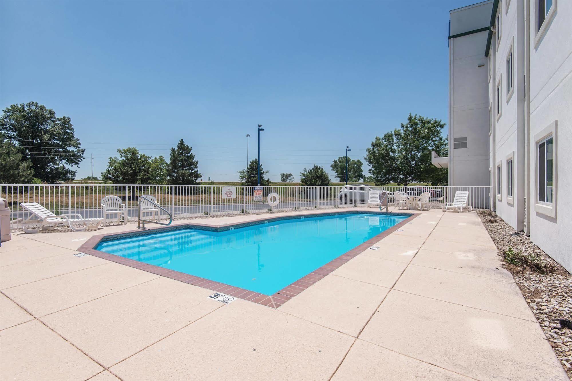 Motel 6-Junction City, Ks ภายนอก รูปภาพ