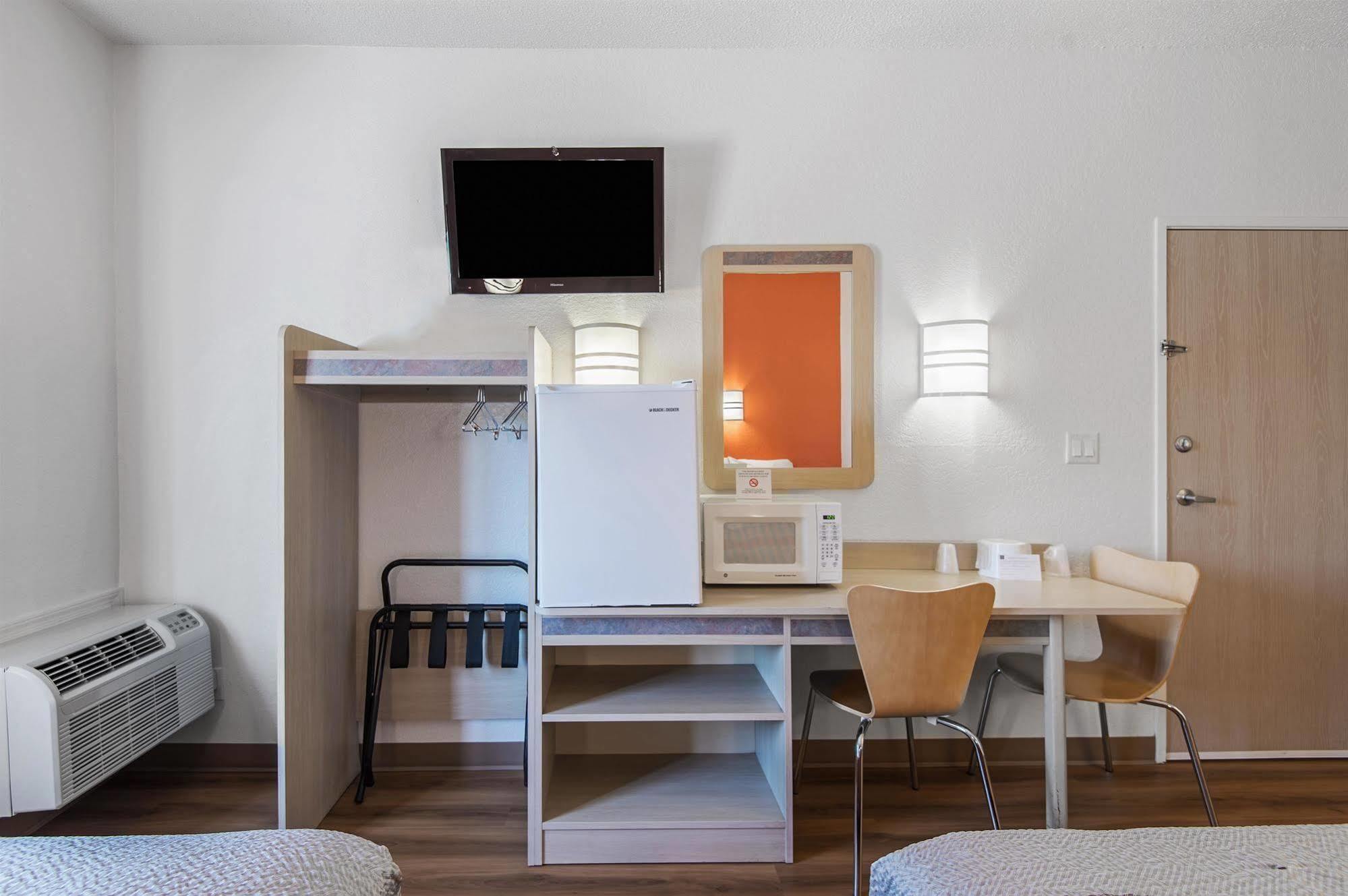 Motel 6-Junction City, Ks ภายนอก รูปภาพ