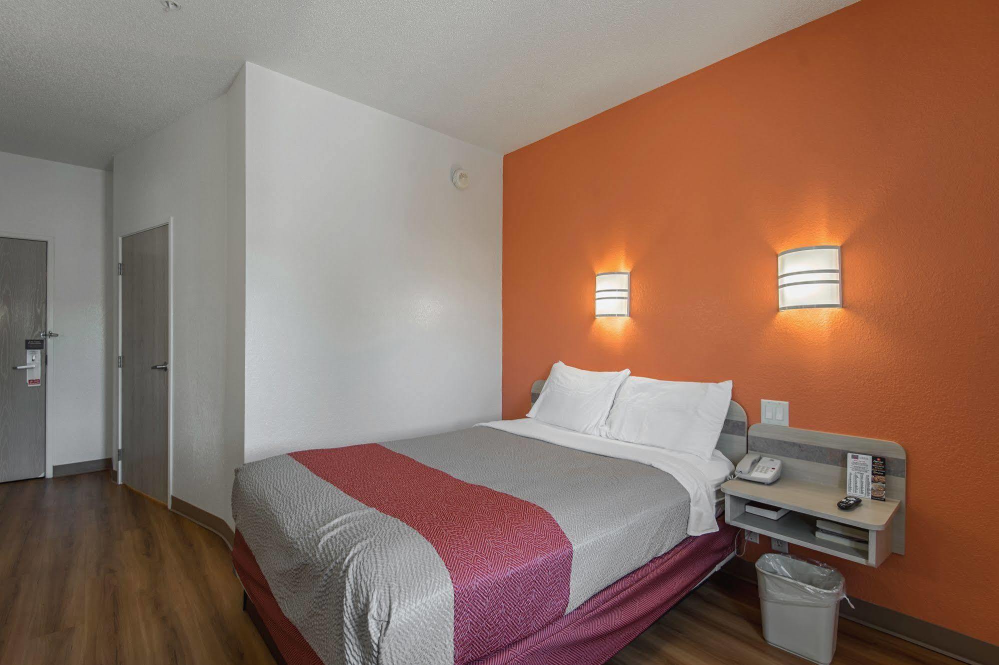 Motel 6-Junction City, Ks ภายนอก รูปภาพ